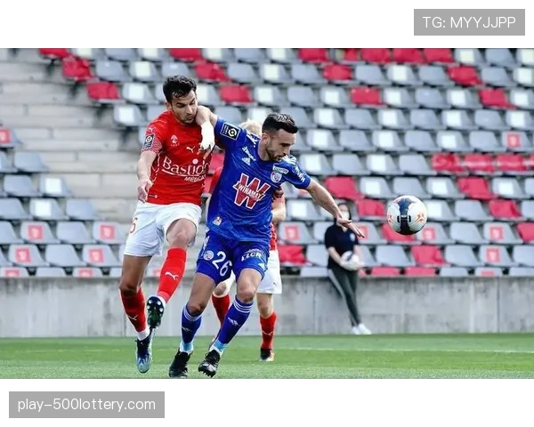 斯特拉斯堡客场3-2逆转洛里昂，积分追平第八名